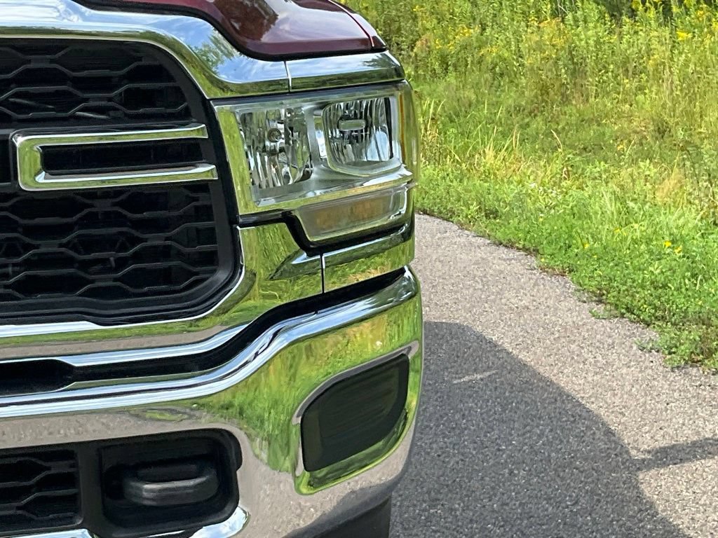 Used 2022 RAM 2500 Tradesman AWD/4WD image 2