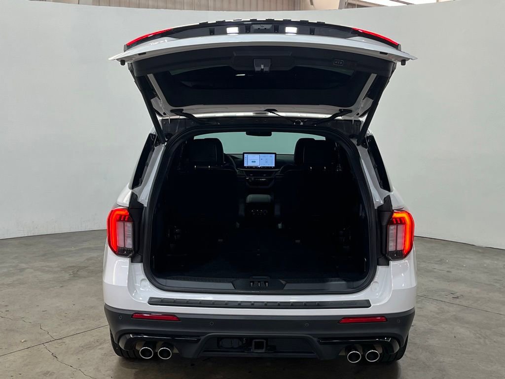Certified 2025 Ford Explorer ST w/ Sun And Sound Package image 13