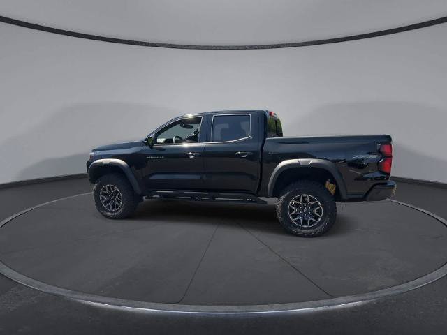 Used 2025 Chevrolet Colorado ZR2 w/ Technology Package AWD/4WD image 5