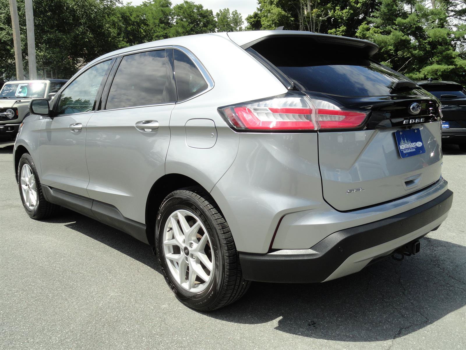 Certified 2023 Ford Edge SEL w/ Convenience Package AWD/4WD image 5