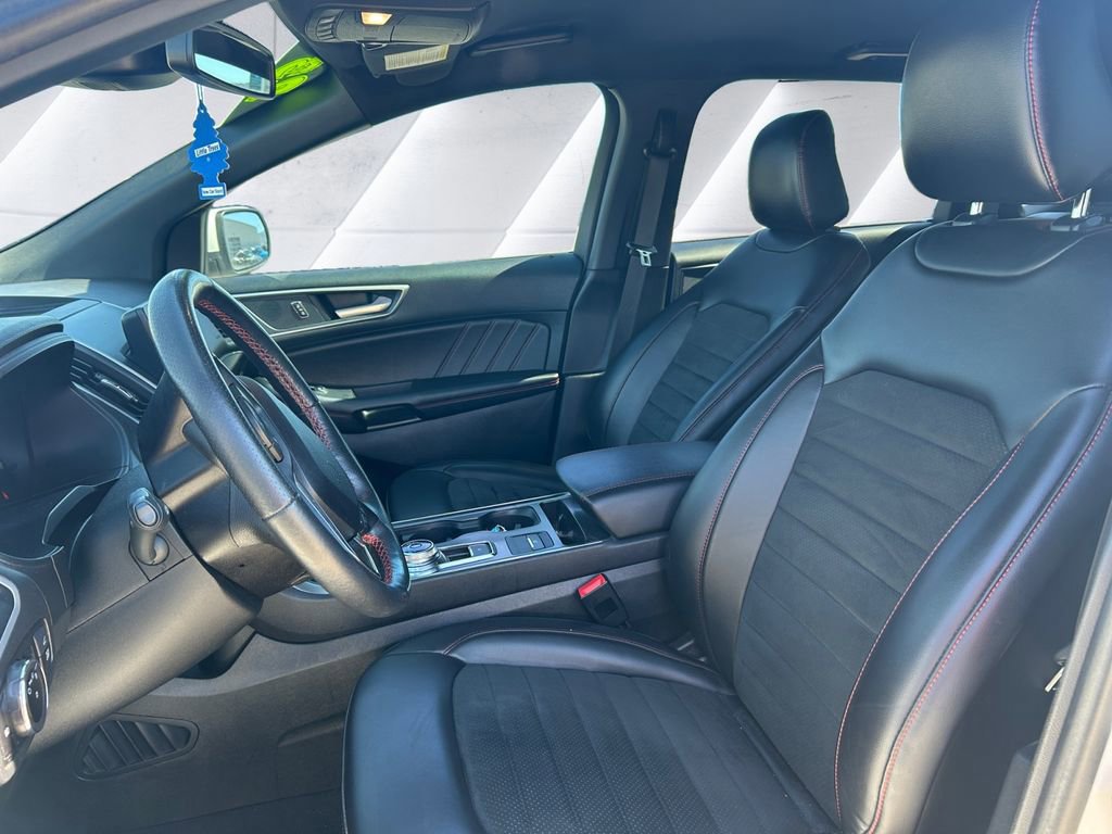 Certified 2023 Ford Edge ST-Line image 7