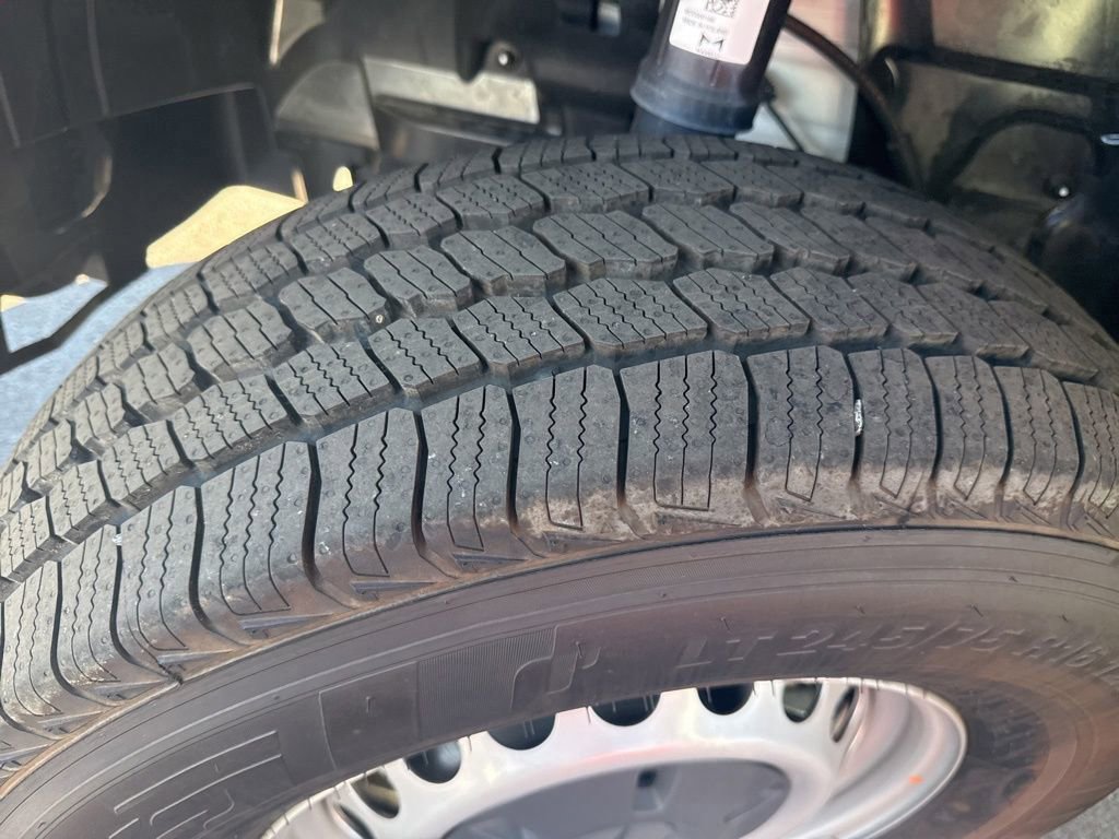 Used 2025 Mercedes-Benz Sprinter 2500 image 25