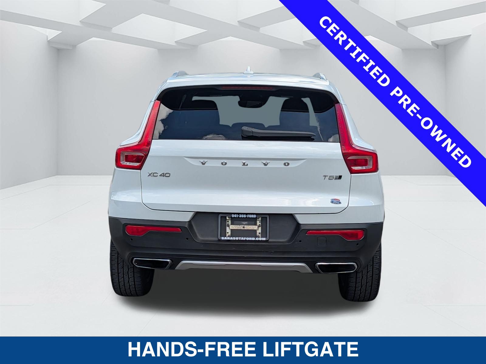Used 2019 Volvo XC40 T5 Inscription AWD/4WD image 6