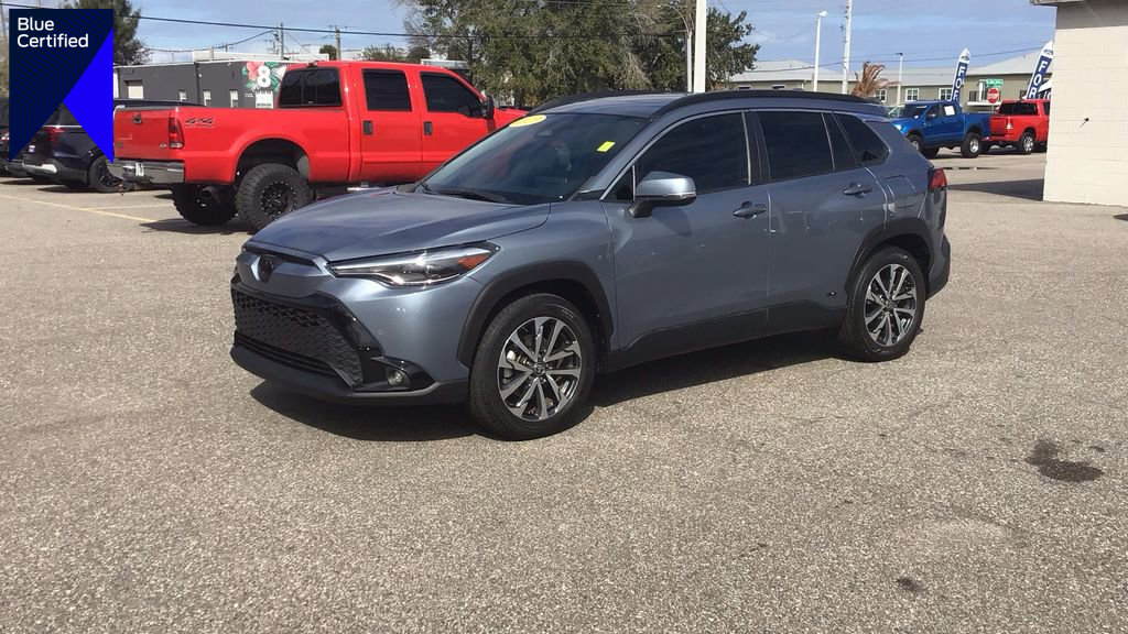 Used 2023 Toyota Corolla Cross XSE w/ Convenience Package image 1