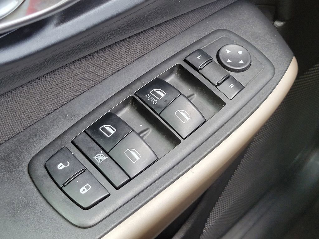 Used 2018 Jeep Cherokee Latitude image 25