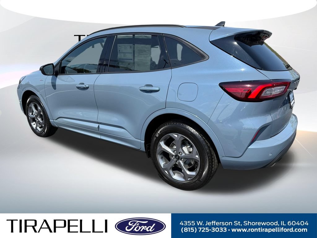 Certified 2024 Ford Escape ST-Line w/ Tech Pack #1 AWD/4WD image 8