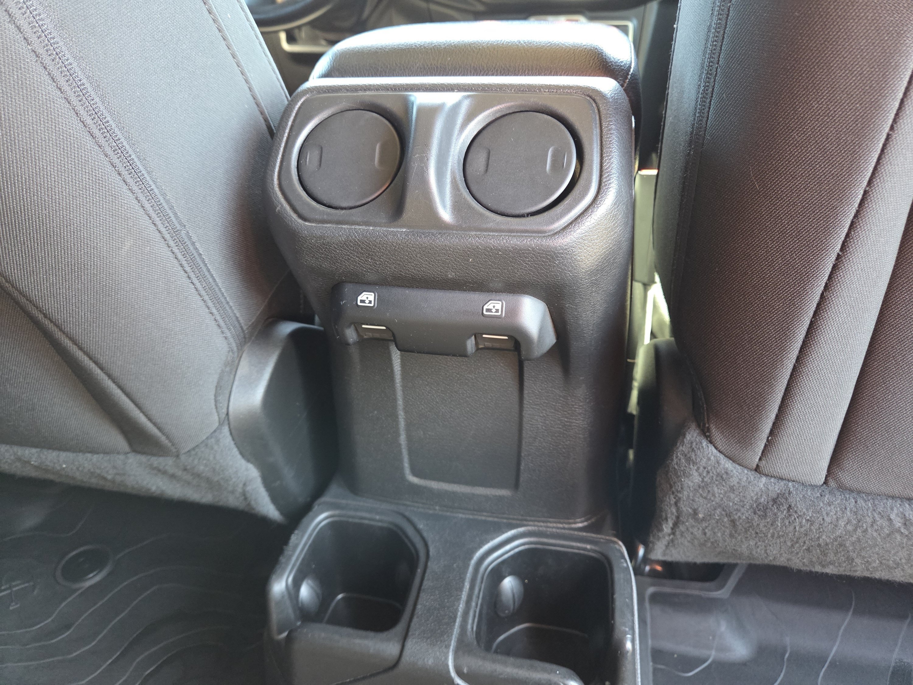 Used 2022 Jeep Gladiator Sport AWD/4WD image 26