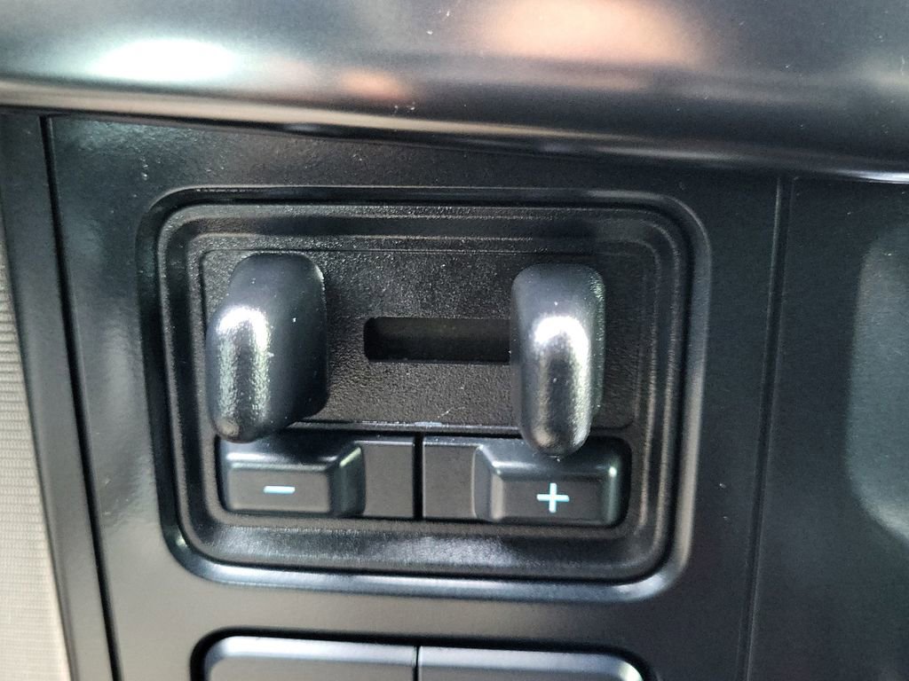 Certified 2024 Ford F150 Platinum w/ Equipment Group 702A High image 31