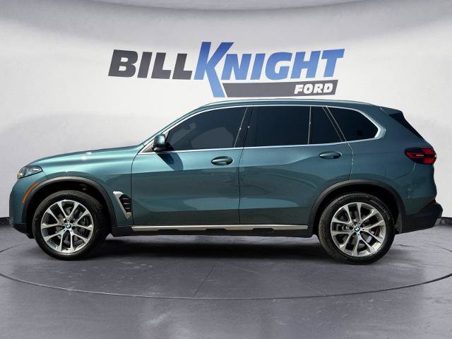 Used 2026 BMW X5 xDrive40i w/ Climate Comfort Package AWD/4WD image 2
