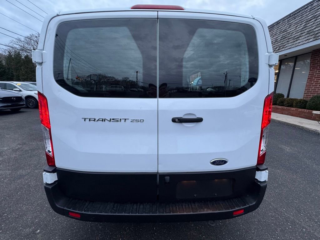 Certified 2024 Ford Transit 250 Base w/ Exterior Upgrade Package image 3