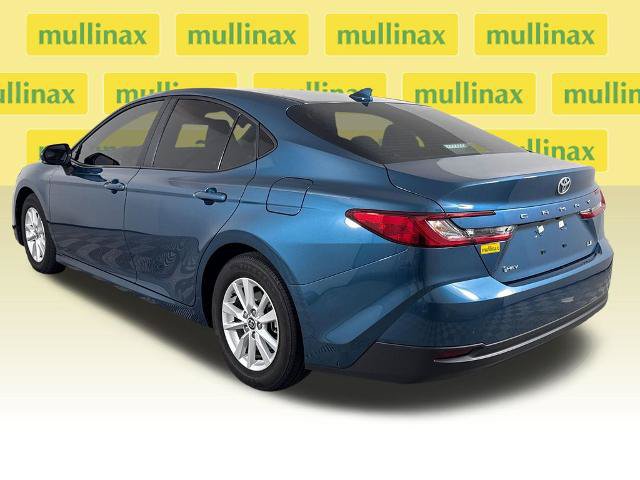 Used 2025 Toyota Camry LE FWD image 11