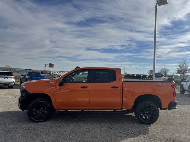 Used 2022 Chevrolet Silverado 1500 LT Trail Boss w/ Safety Package image 2
