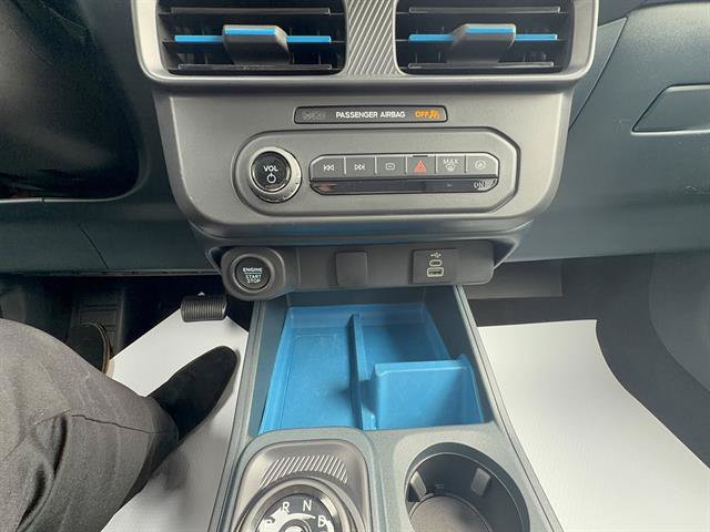 Certified 2025 Ford Maverick XLT w/ XLT Luxury Package AWD/4WD image 15