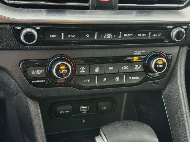 Used 2022 Kia Niro EX Premium FWD image 18