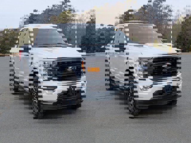 Certified 2022 Ford F150 XLT w/ Equipment Group 302A High image 7