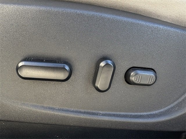 Certified 2019 Ford Escape Titanium image 26