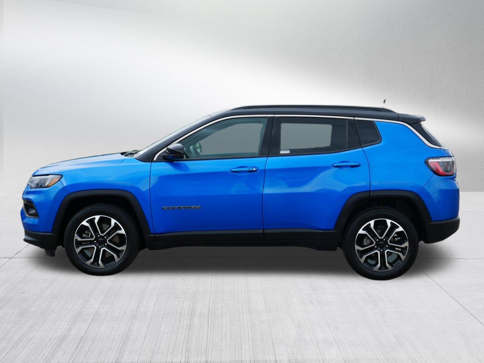 Used 2024 Jeep Compass Limited AWD/4WD image 4