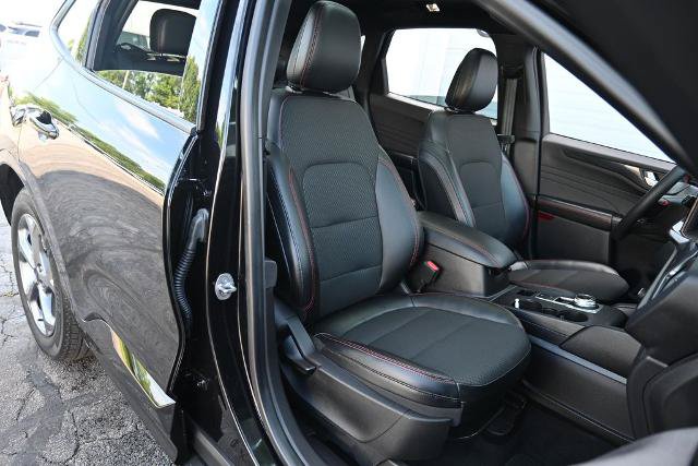 Certified 2023 Ford Escape ST-Line w/ Tech Pack #1 FWD image 25