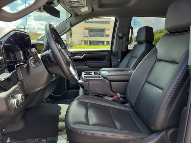 Used 2025 GMC Sierra 1500 SLT AWD/4WD image 17