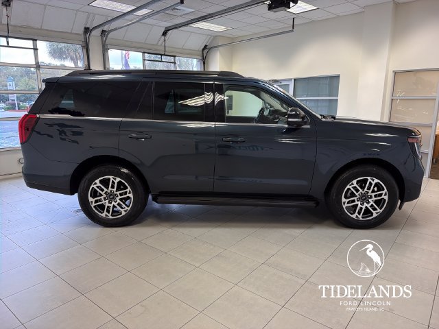 Certified 2025 Ford Expedition Active RWD image 10