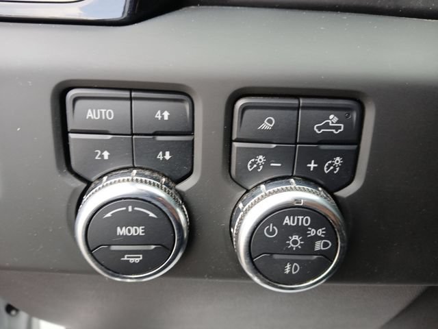Used 2024 GMC Sierra 1500 AT4 w/ Technology Package AWD/4WD image 18