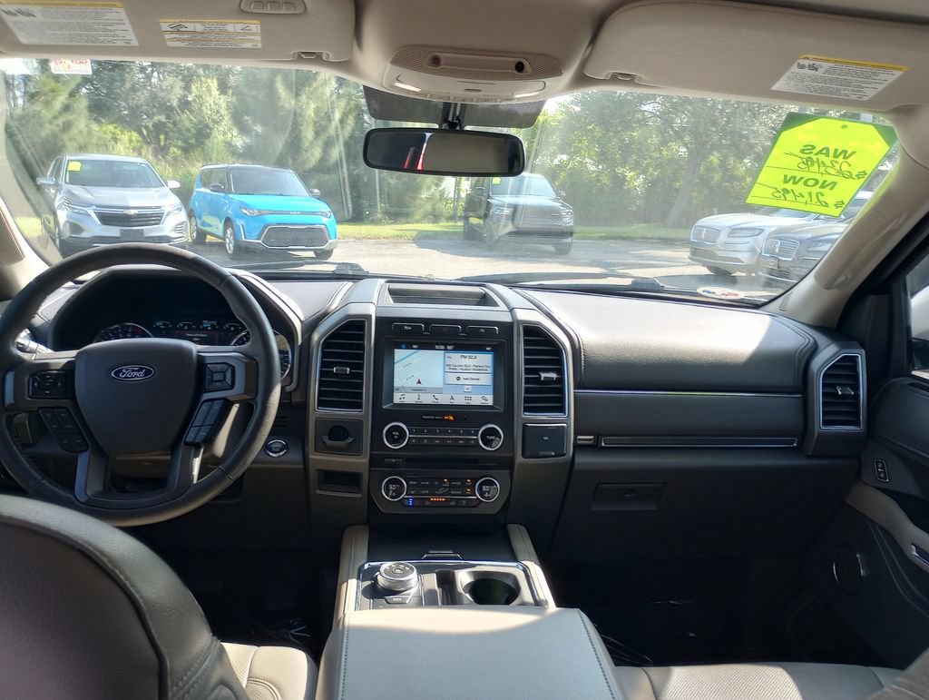 Certified 2018 Ford Expedition XLT w/ Equipment Group 202A RWD image 21