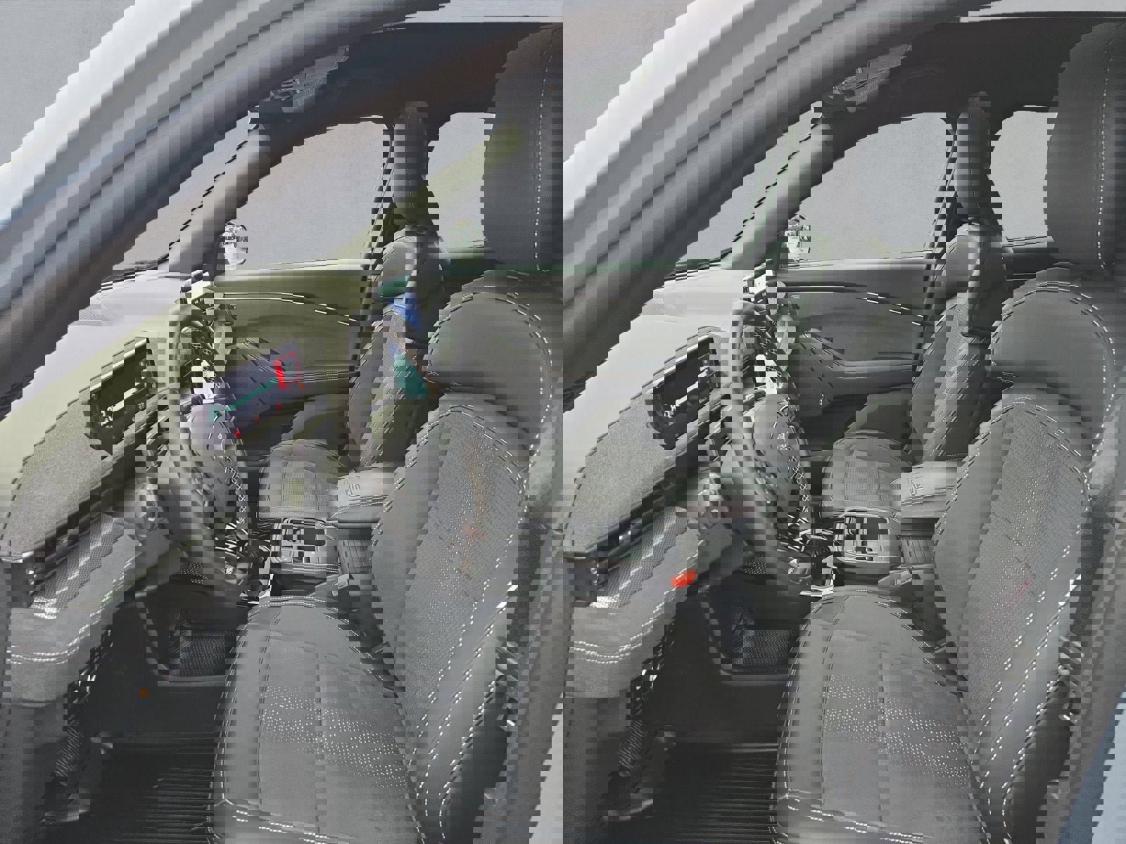 Certified 2025 Ford Mustang Mach-E GT image 11