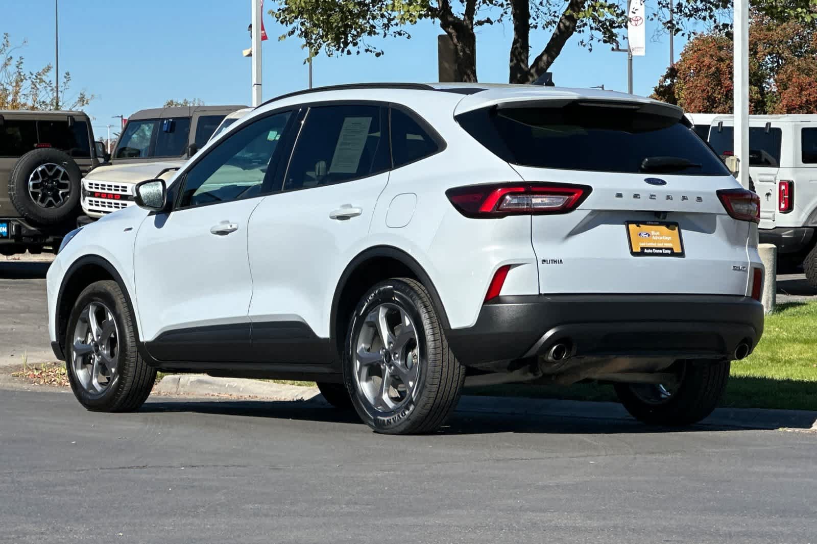 Certified 2025 Ford Escape ST-Line Select AWD/4WD image 6