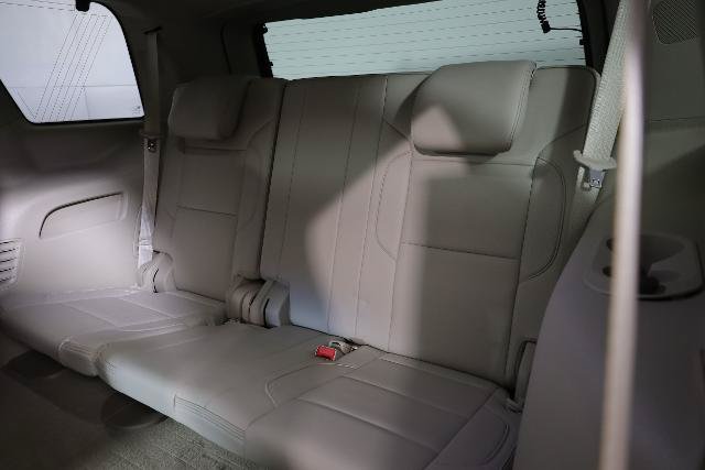 Used 2020 GMC Yukon Denali w/ Denali Premium Package AWD/4WD image 14