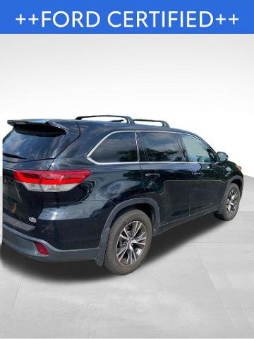 Used 2017 Toyota Highlander LE