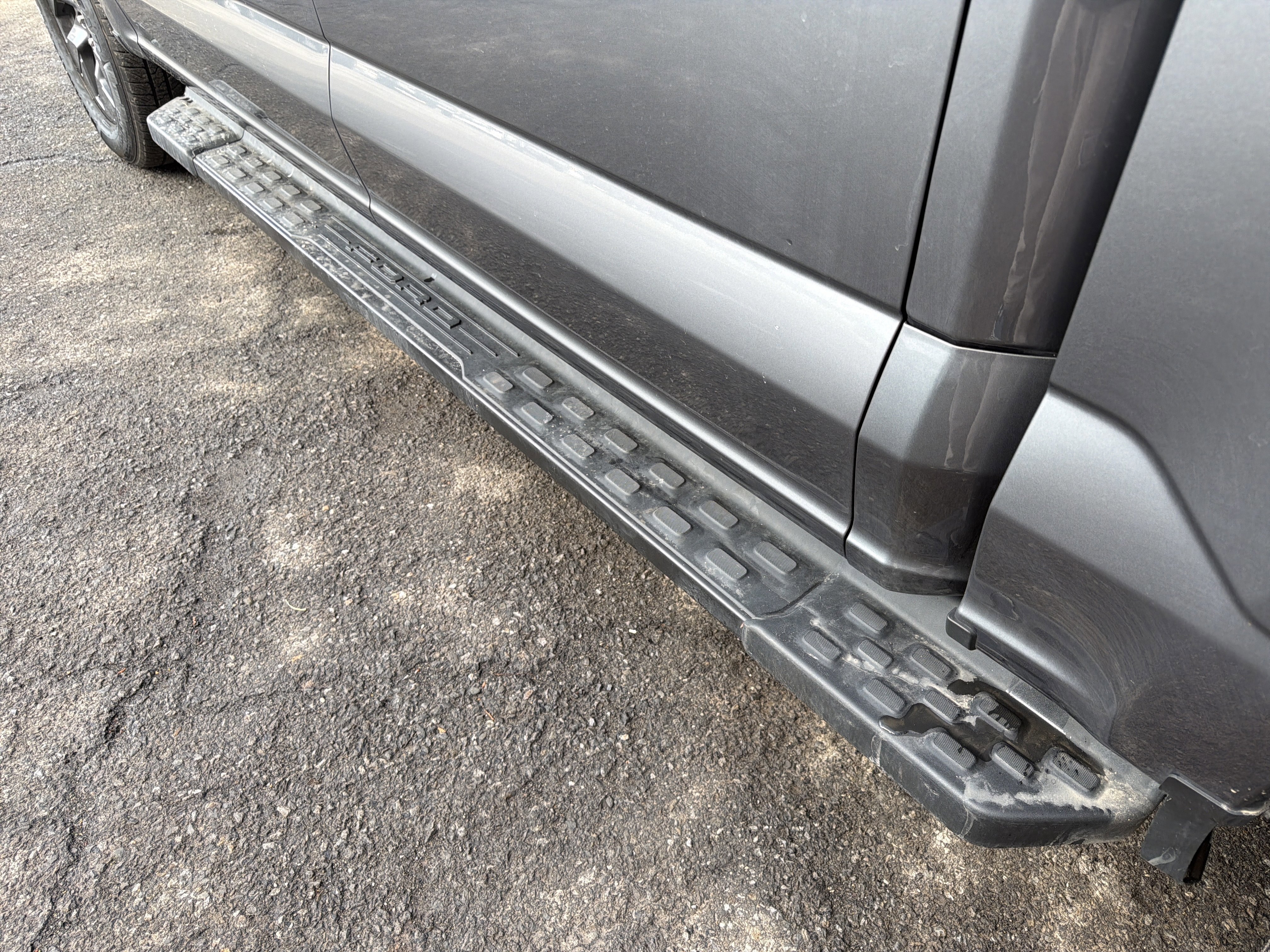 Certified 2024 Ford F150 Lightning Lariat image 33