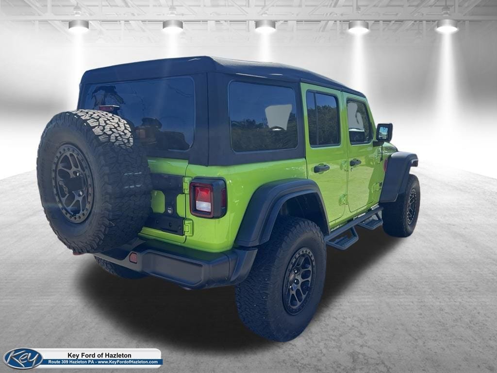 Used 2021 Jeep Wrangler Unlimited Rubicon w/ Xtreme Recon 35" Tire Package AWD/4WD image 10