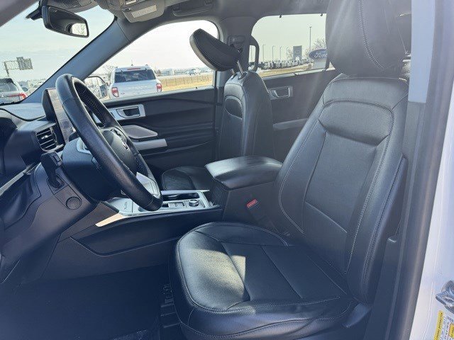 Certified 2023 Ford Explorer Limited w/ Limited Technology Package image 12