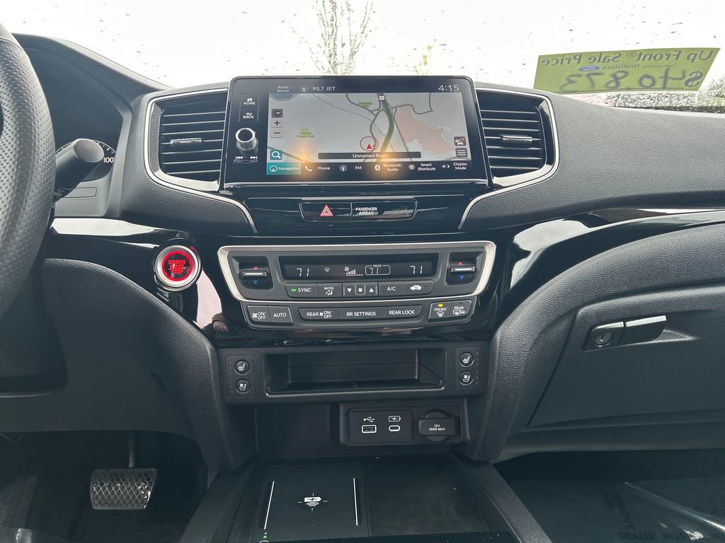 Used 2025 Honda Ridgeline Black Edition image 27