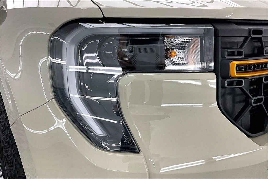 Certified 2025 Ford Maverick Tremor image 30