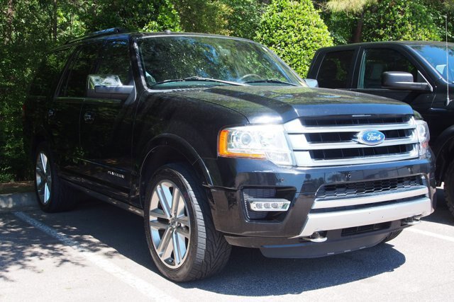Certified 2017 Ford Expedition Platinum AWD/4WD image 2