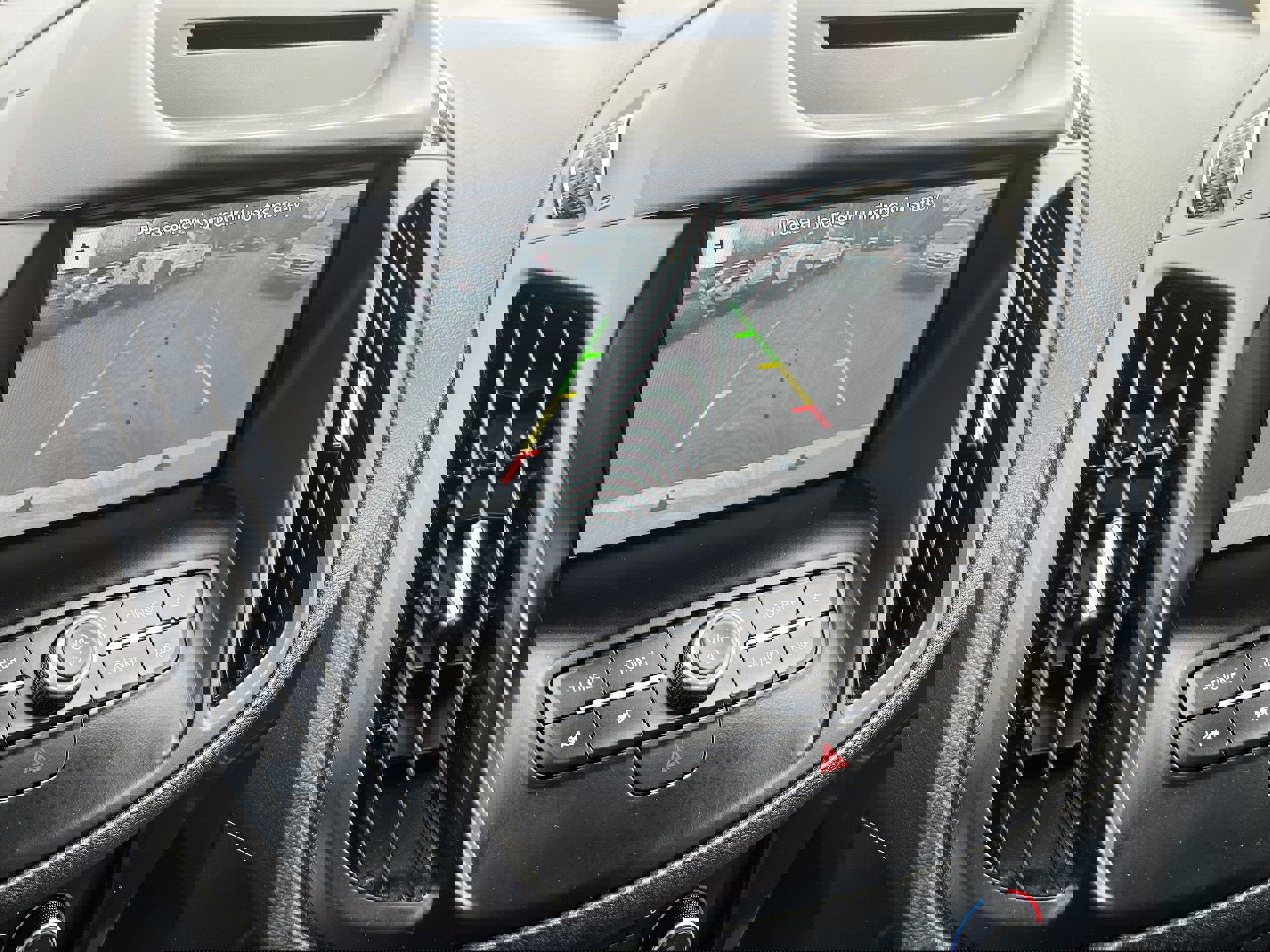 Certified 2018 Ford Escape SE w/ Ford Safe & Smart Package image 20