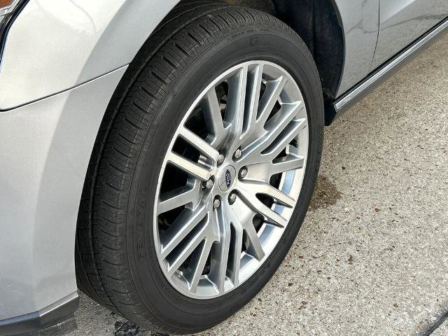 Certified 2024 Ford Expedition Limited image 11