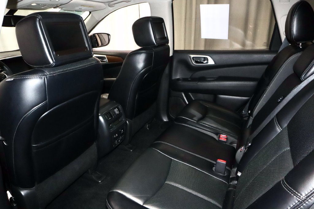 Used 2020 Nissan Pathfinder Platinum AWD/4WD image 21