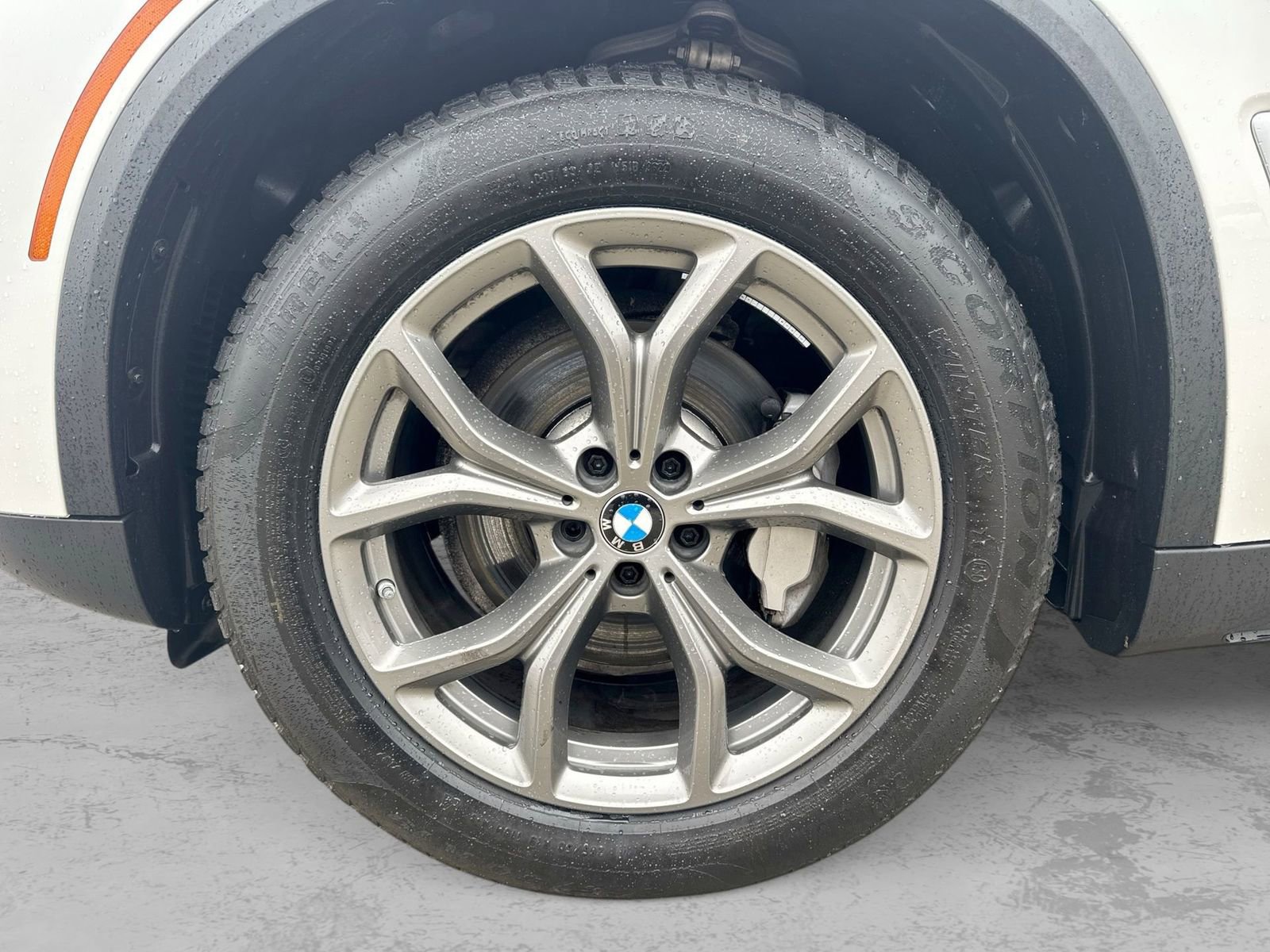 Used 2021 BMW X5 xDrive40i image 14