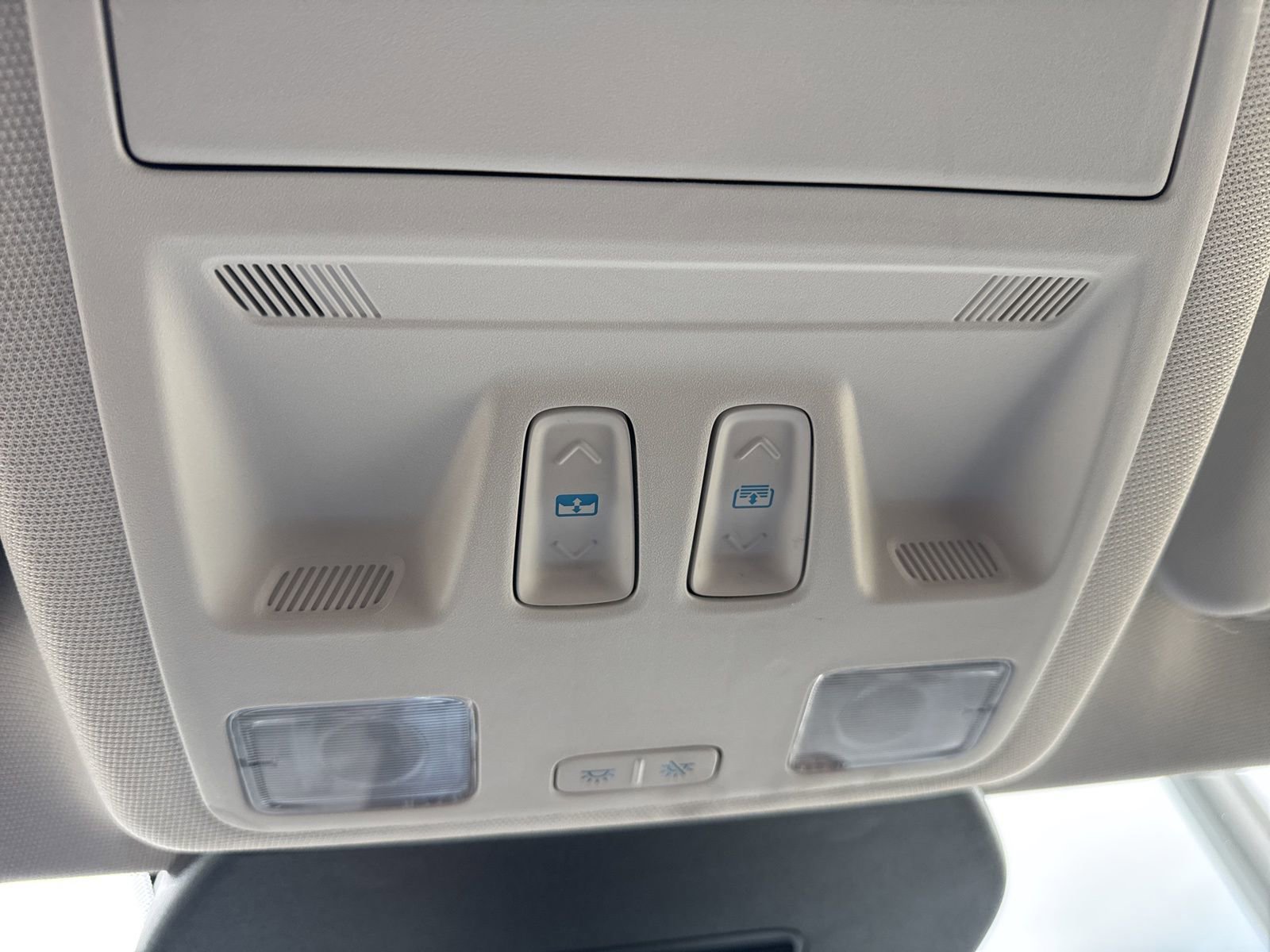 Certified 2022 Ford Escape SEL w/ SEL Stealth AWD Package image 35