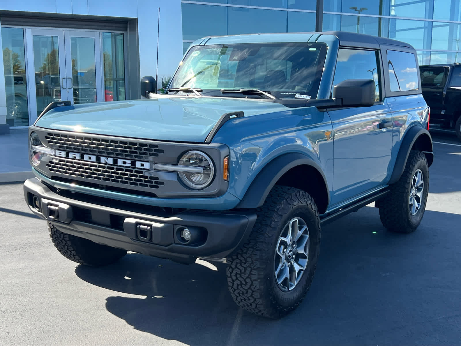 Certified 2023 Ford Bronco Badlands image 2