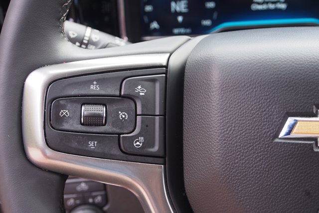 Used 2023 Chevrolet Silverado 1500 LT AWD/4WD image 23