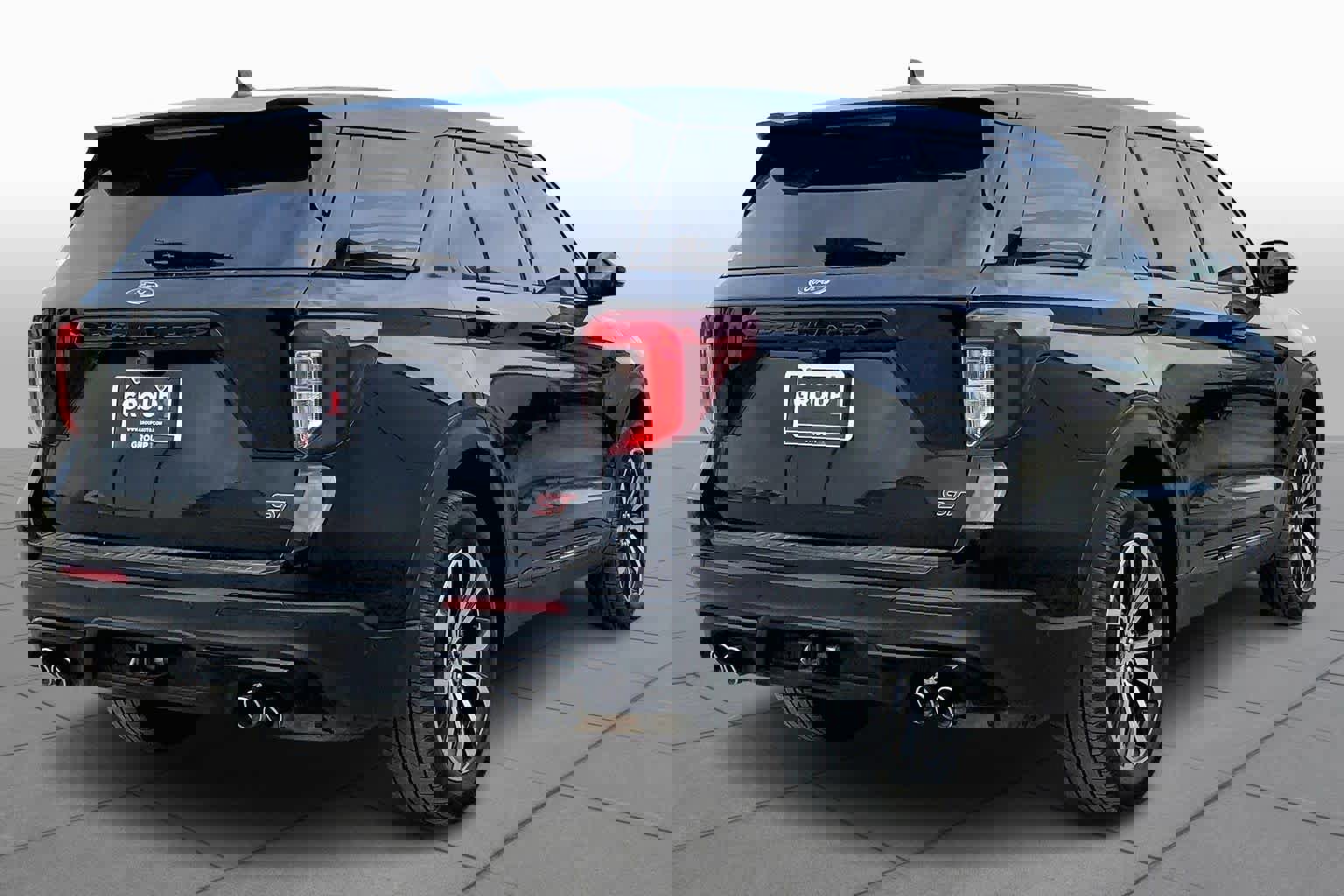 Certified 2021 Ford Explorer ST w/ Equipment Group 401A image 8