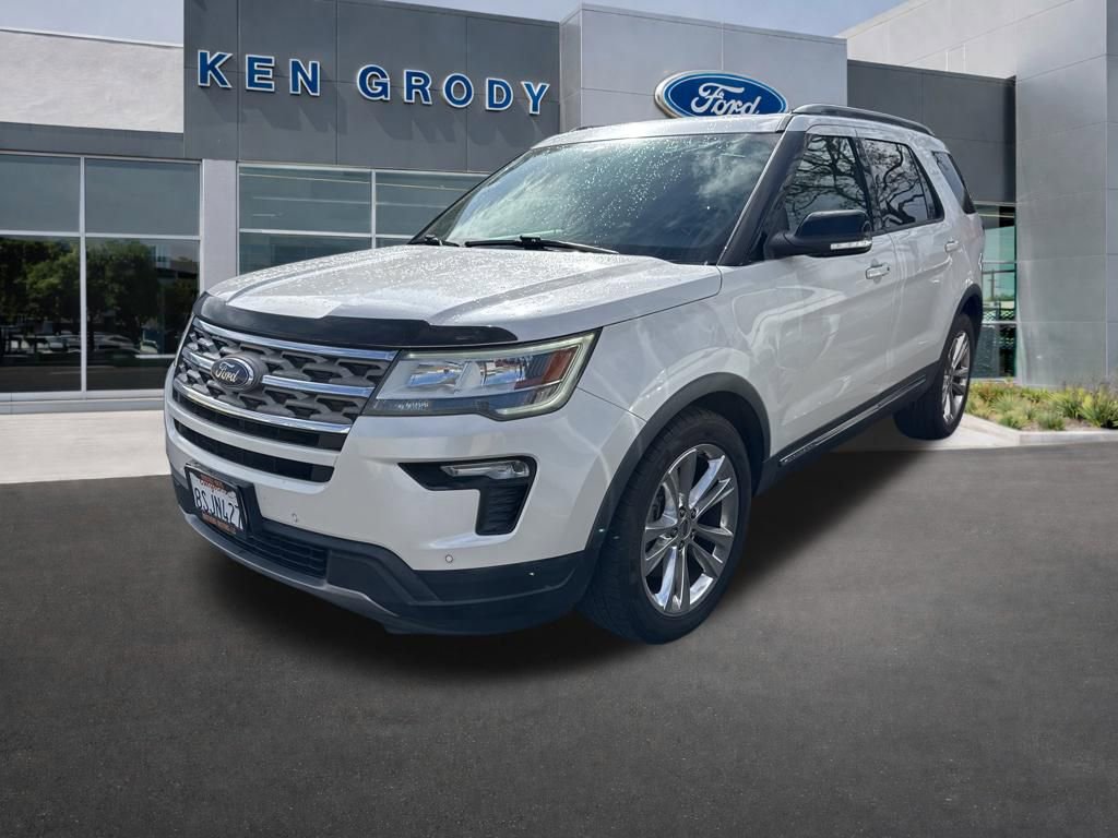 Certified 2018 Ford Explorer XLT w/ Equipment Group 202A image 16