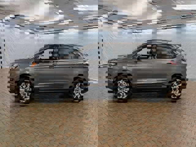 Certified 2019 Ford Edge SEL w/ Equipment Group 201A image 2