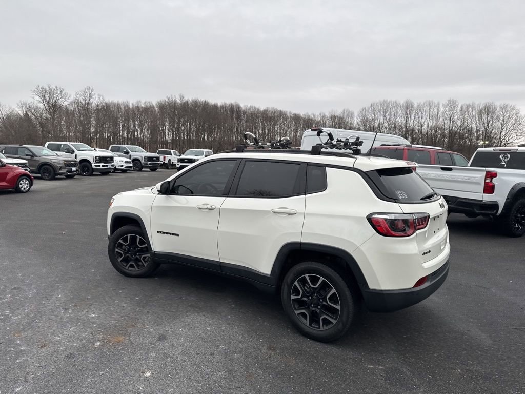 Used 2019 Jeep Compass Sport image 4