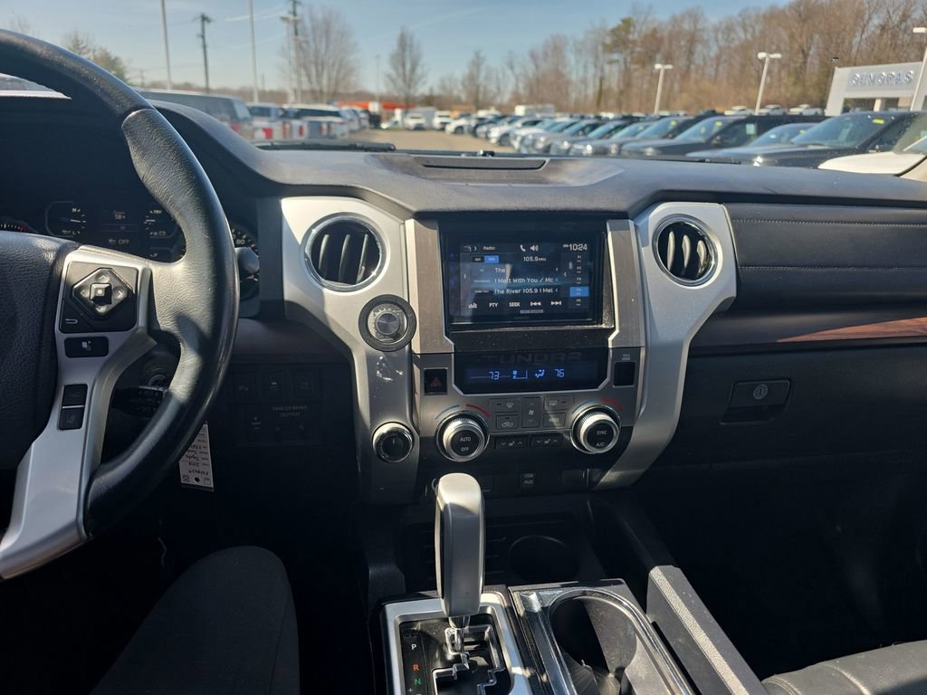 Used 2018 Toyota Tundra Limited w/ Limited Premium Package AWD/4WD image 30