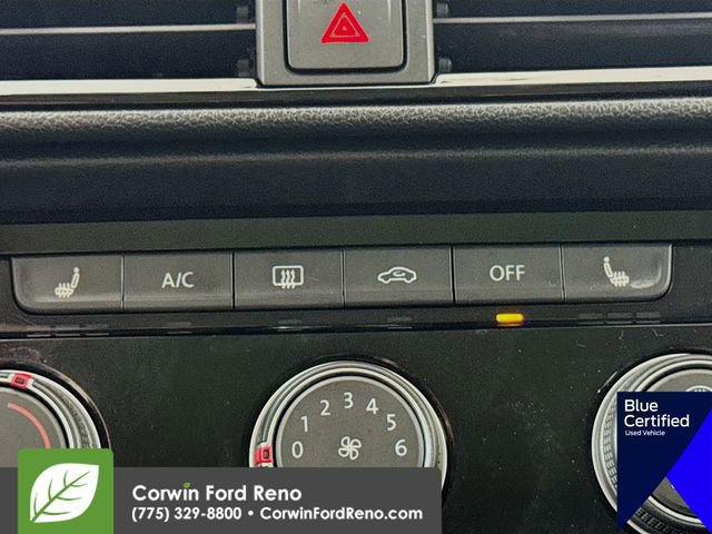 Used 2023 Volkswagen Taos SE w/ Panoramic Sunroof Package image 23