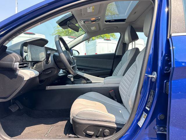 Used 2023 Hyundai Elantra Limited FWD image 5
